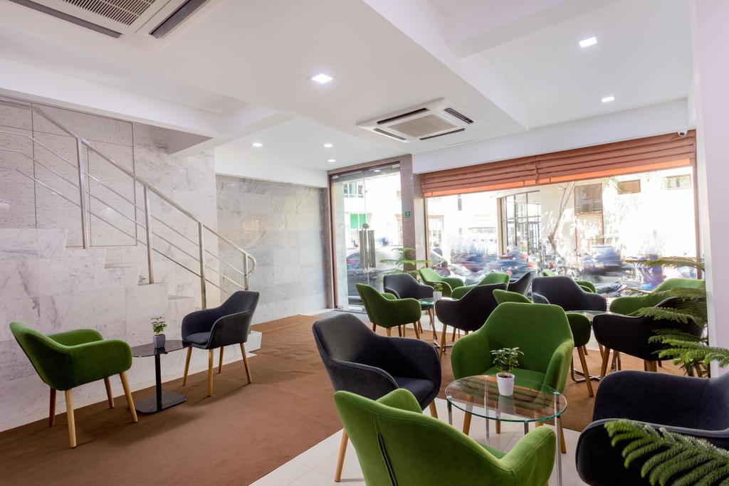 Novina Hotel Malé Exterior foto