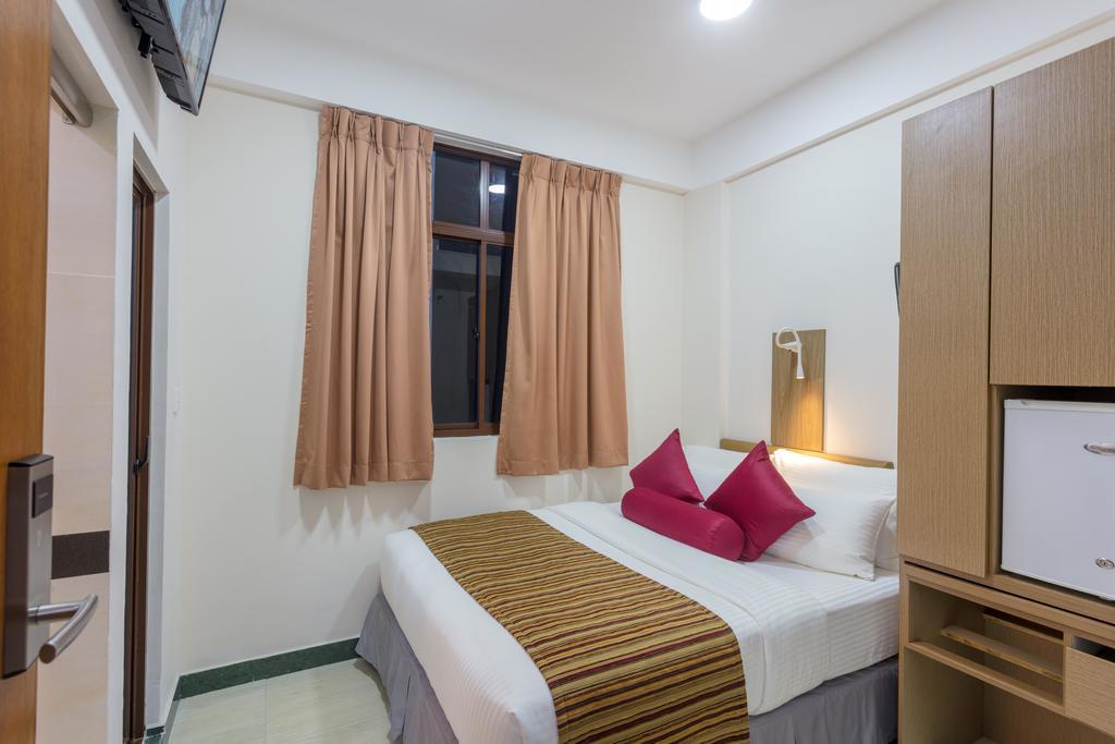 Novina Hotel Malé Exterior foto