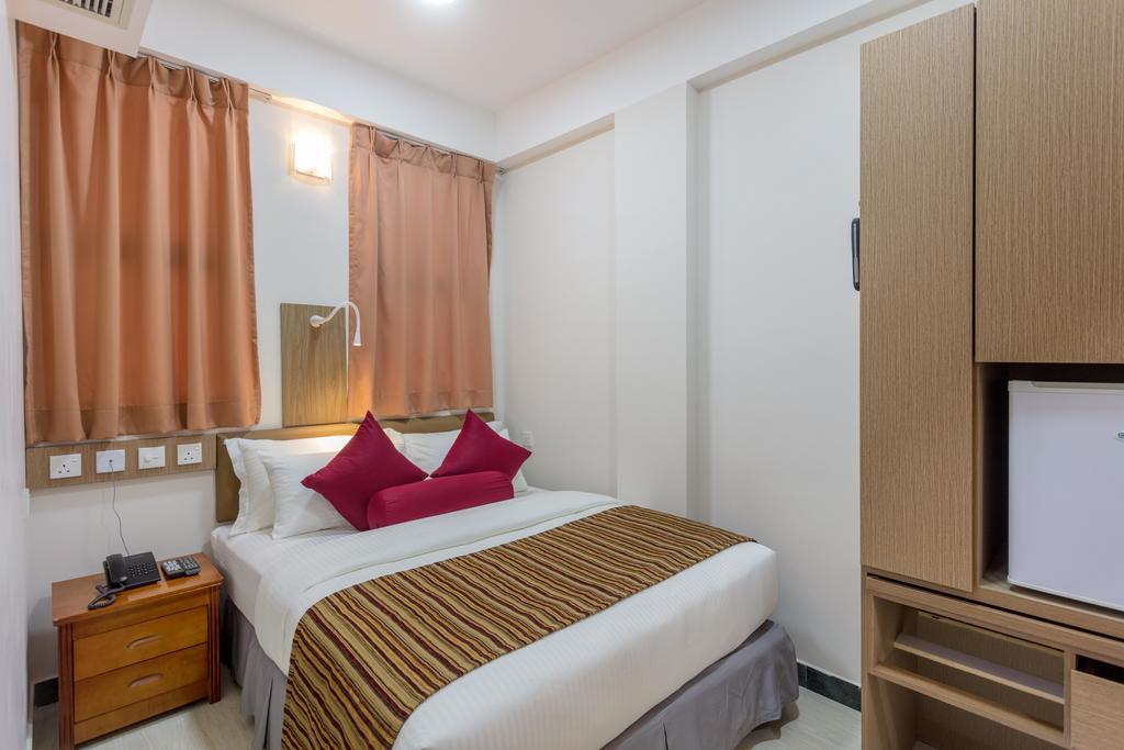 Novina Hotel Malé Exterior foto